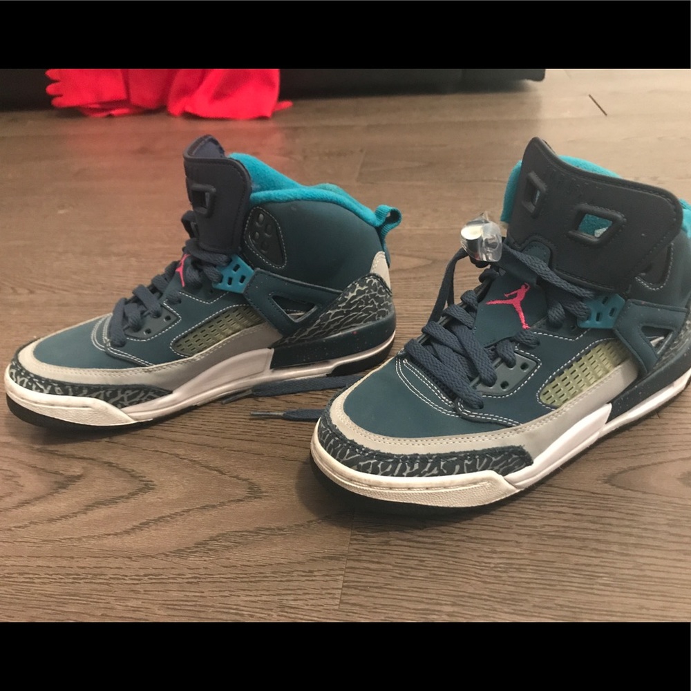 Jordan’s spizike navy high tops